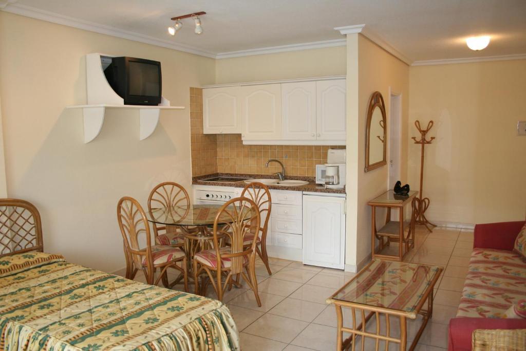 Chayofa Country Club Aparthotel Playa de las Americas  Ruang foto